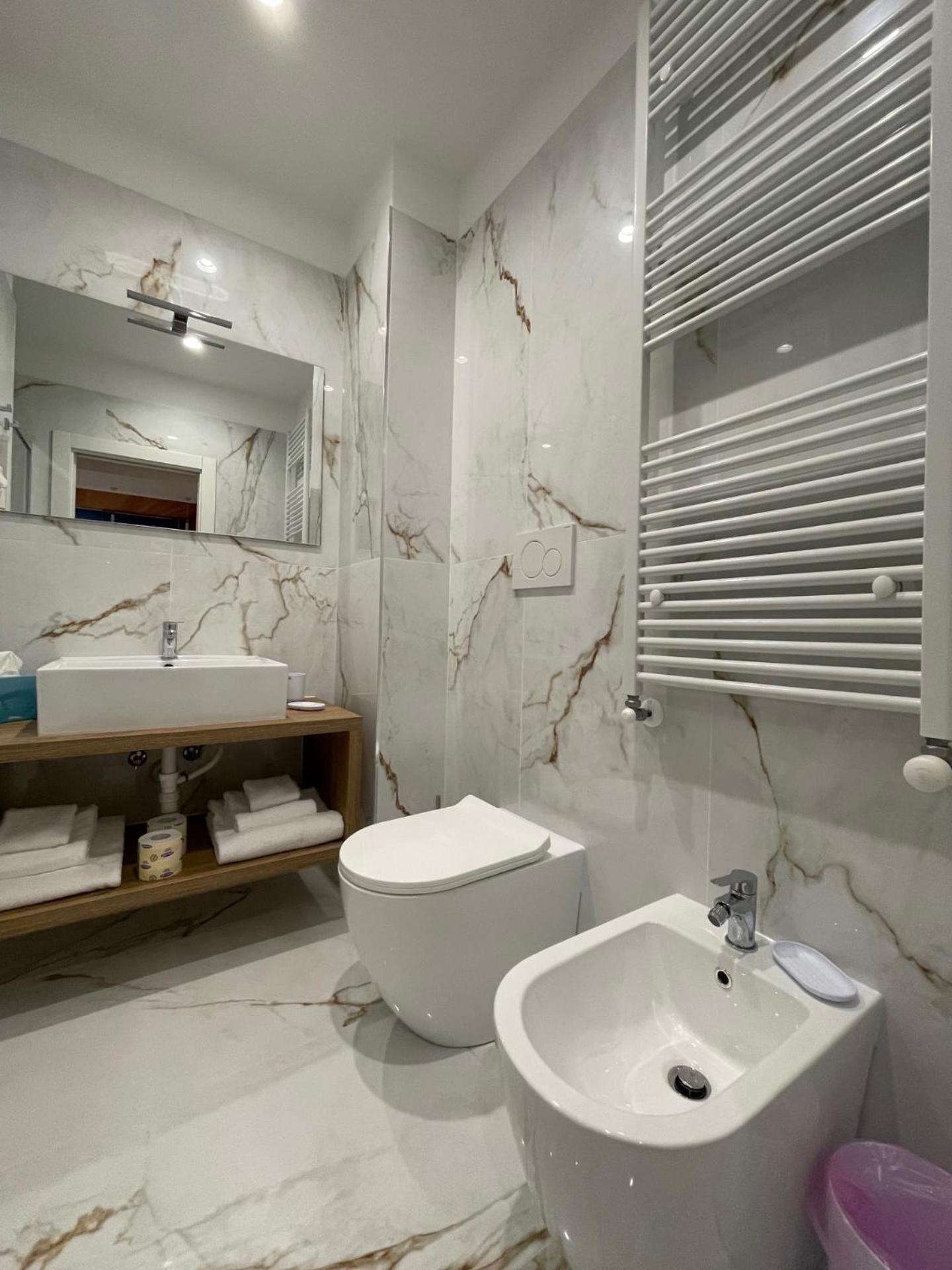 Martini Suite 2 บารี ภายนอก รูปภาพ